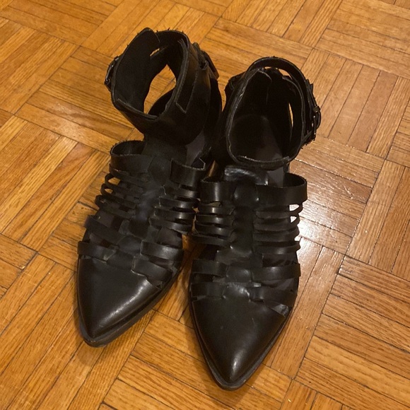 Black Zara Flats. Excellent Condition - Picture 1 of 4